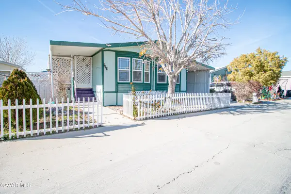 45465 25th St East #157, Lancaster, CA 93535