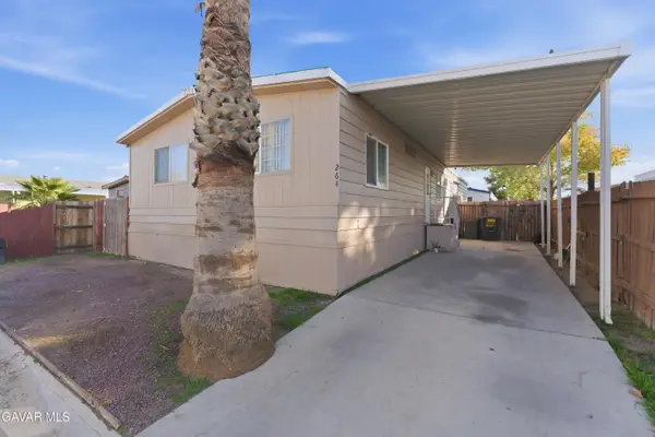 3300 W 15th Street West Street #264, Rosamond, CA 93560