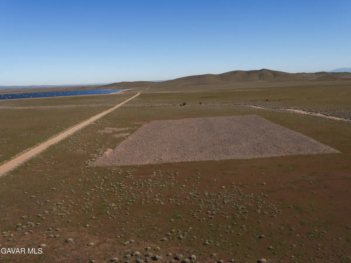 Vic E Ave Vic 177 Stw, Fairmont, CA 93536 - Image #1