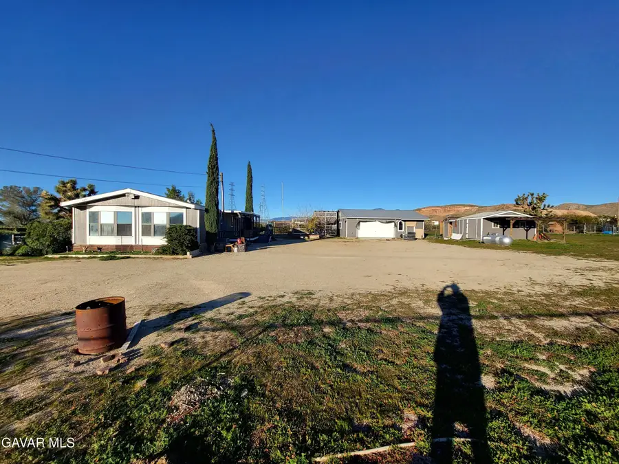 8667 W 70th St West Street, Mojave, CA 93501 - Image #2
