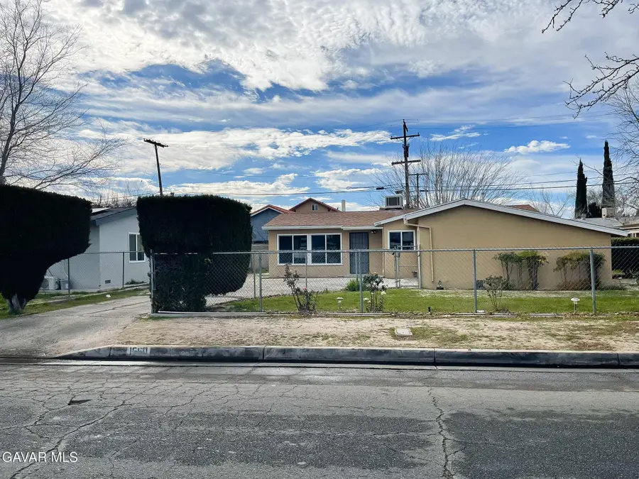 1560 W Avenue H10, Lancaster, CA 93534 - Image #2