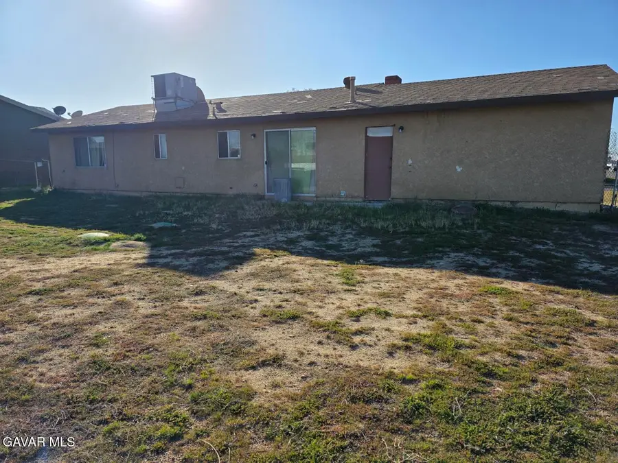 40356 Ronar Street, Palmdale, CA 93591 - Image #2