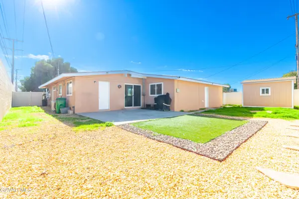 2005 W Milling Street, Lancaster, CA 93536