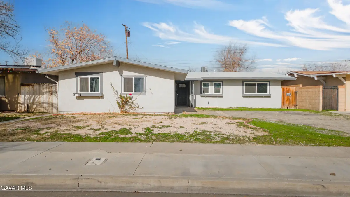 1041 W Avenue H2, Lancaster, CA 93534 - Image #1