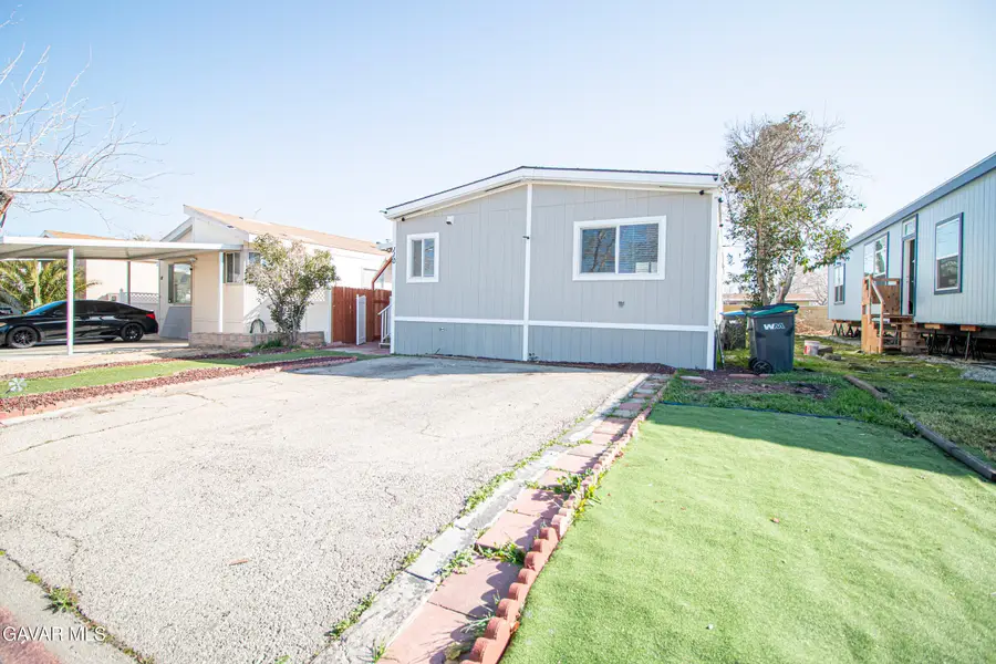 3524 E Avenue R #110, Palmdale, CA 93550 - Image #2