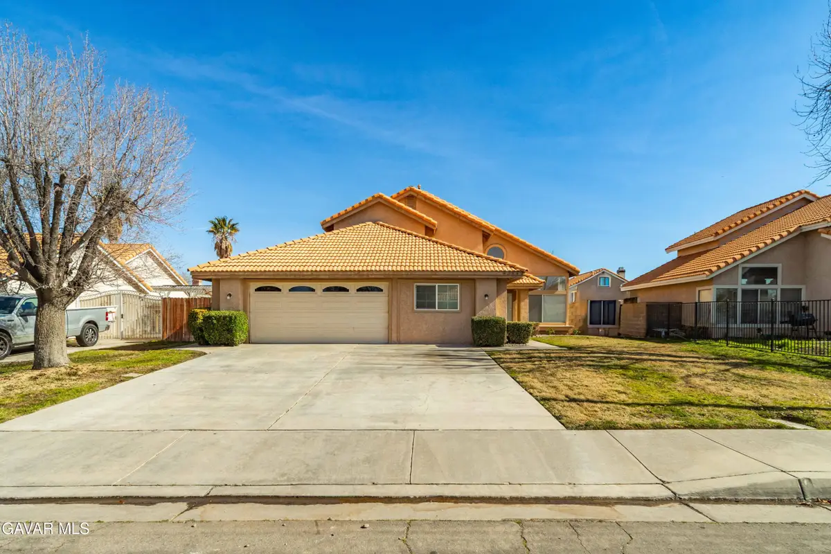 43742 Rialto Drive, Lancaster, CA 93535 - #1