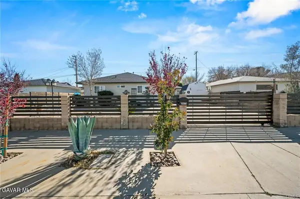 38870 Foxholm Drive, Palmdale, CA 93551