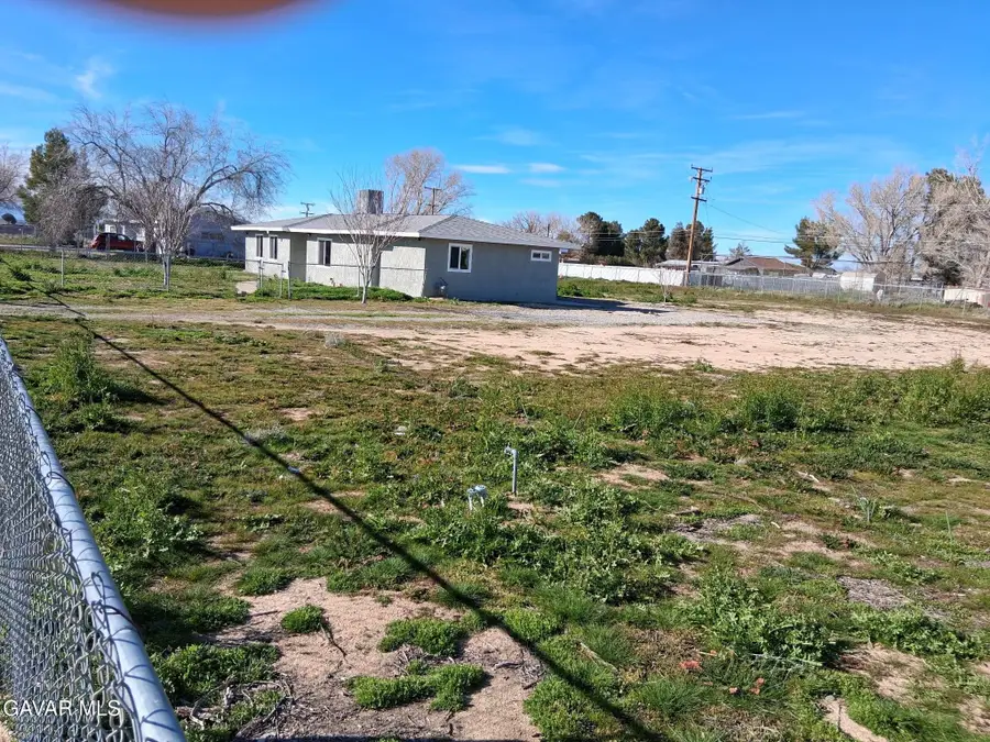 16657 Foothill Avenue, North Edwards, CA 93523 - Image #3