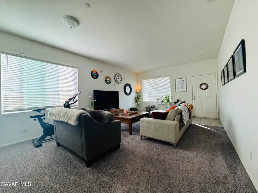 2446 Lugar Hermoso Court, Rosamond, CA 93560 - Image #3