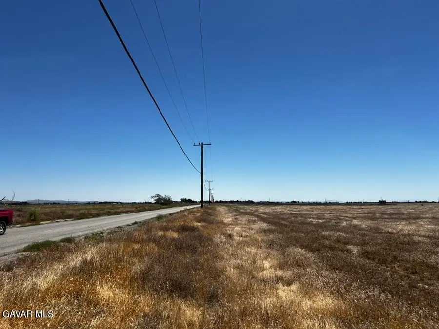 89 W Ave A, Lancaster, CA 93536 - Image #2