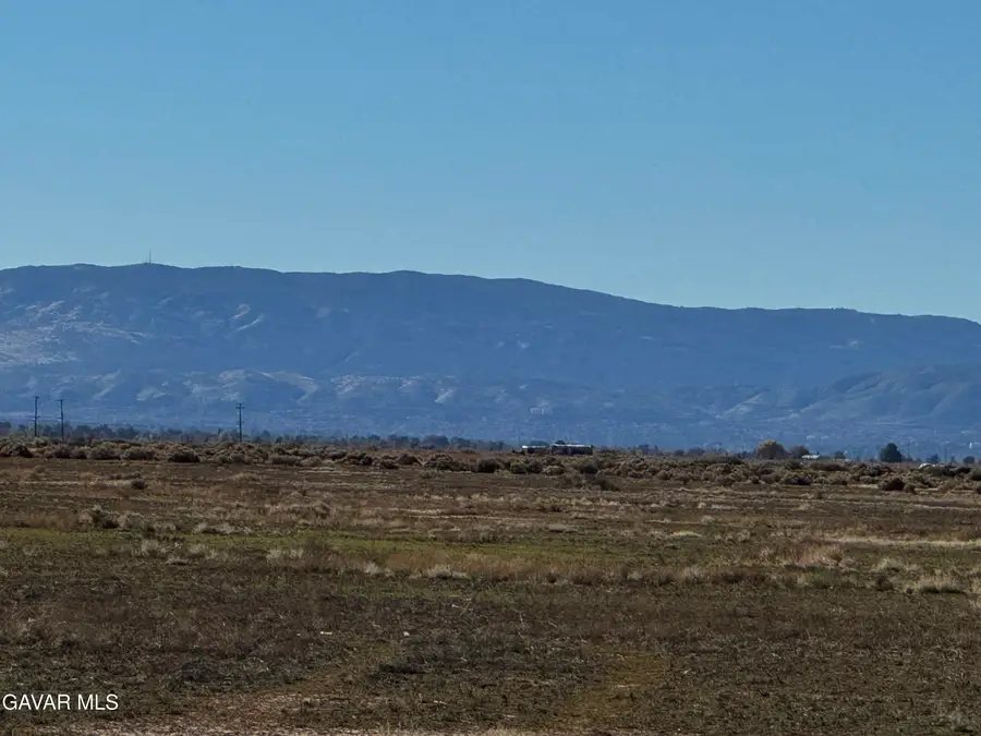 53 E Vac/vic Ave E3/53 Ste Street #E3, North Antelope Valley, CA 93535 - #3