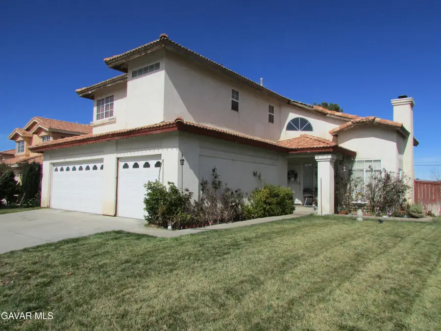 2013 E Ivesbrook Street, Lancaster, CA 93535 - #2
