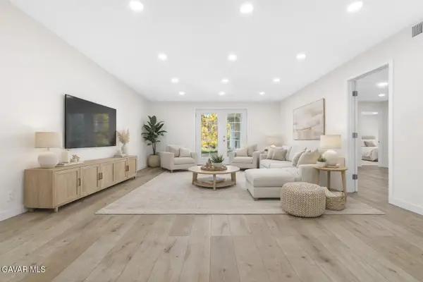 11753 Blythe Street, North Hollywood, CA 91605