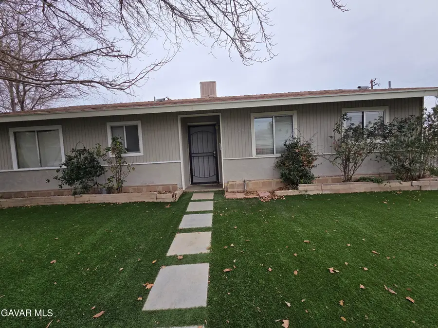 828 W Avenue H6, Lancaster, CA 93534 - #2