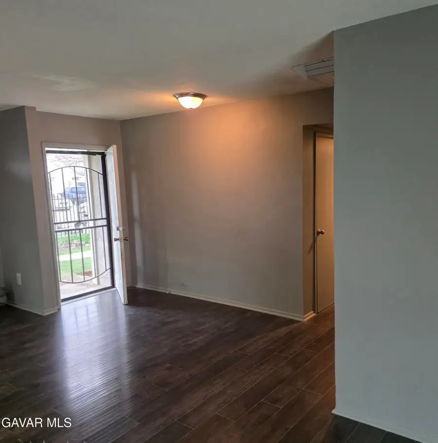 828 W Avenue H6, Lancaster, CA 93534 - #3