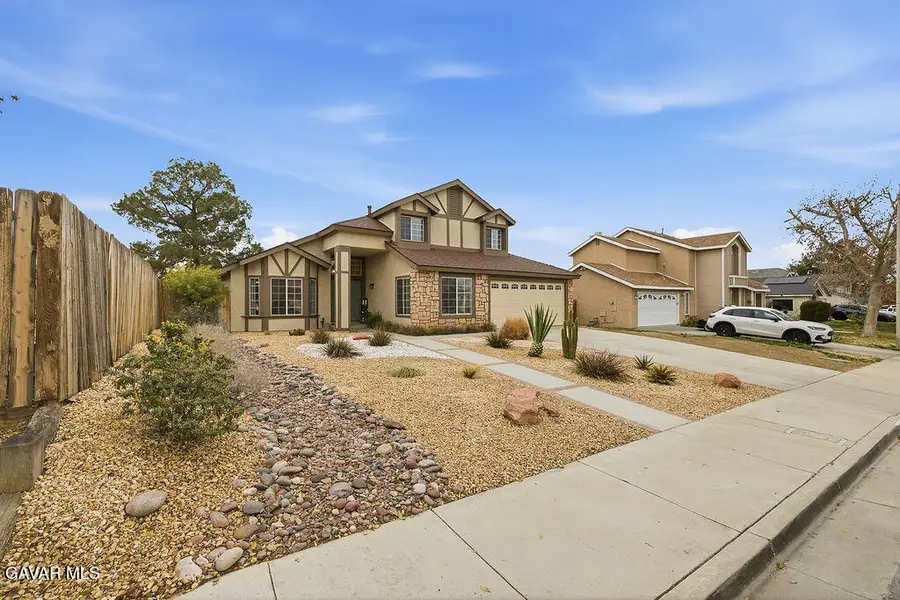 37327 Starcrest Street, Palmdale, CA 93550 - #2