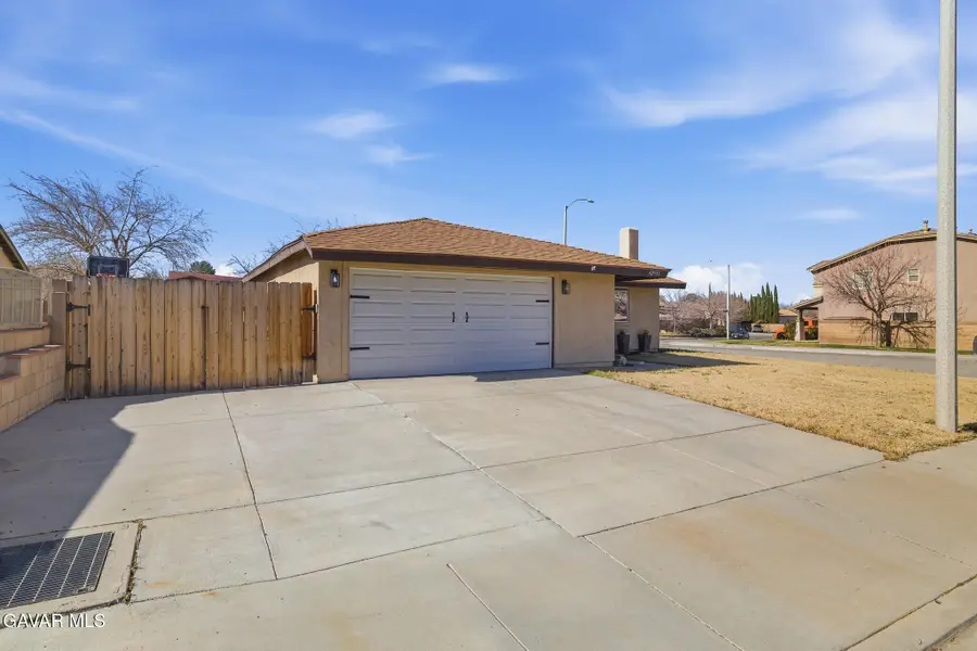 42953 Amoy Street, Lancaster, CA 93536 - #3
