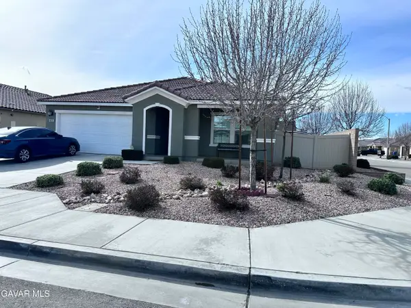 44223 E 36th Street, Lancaster, CA 93535