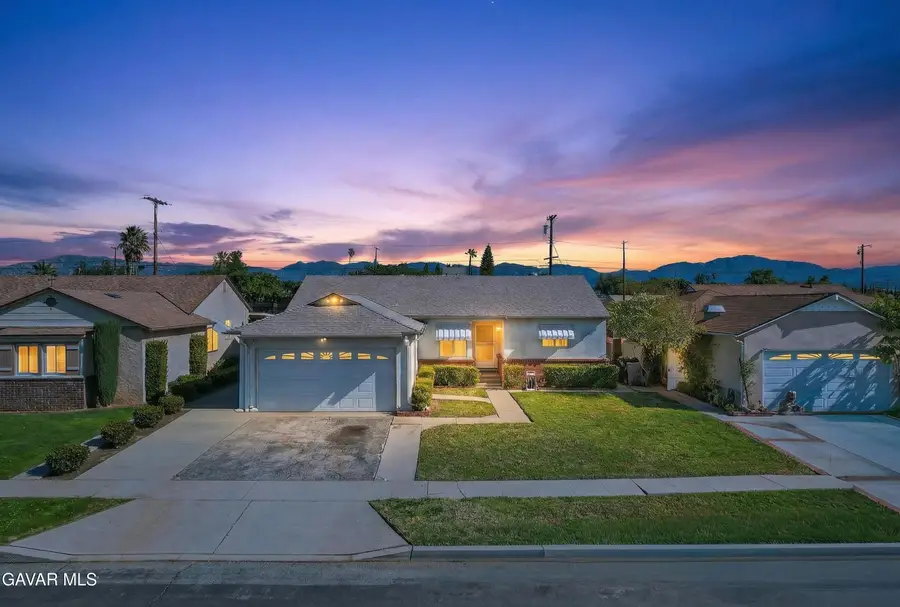 9024 Woodale Avenue, Arleta, CA 91331 - #2