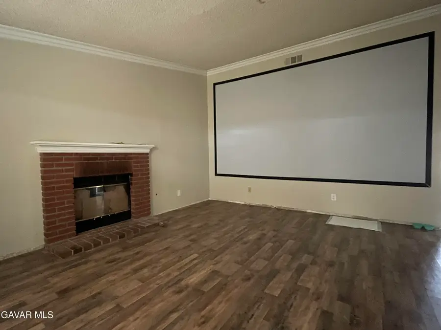 43319 27th Street, Lancaster, CA 93536 - #2