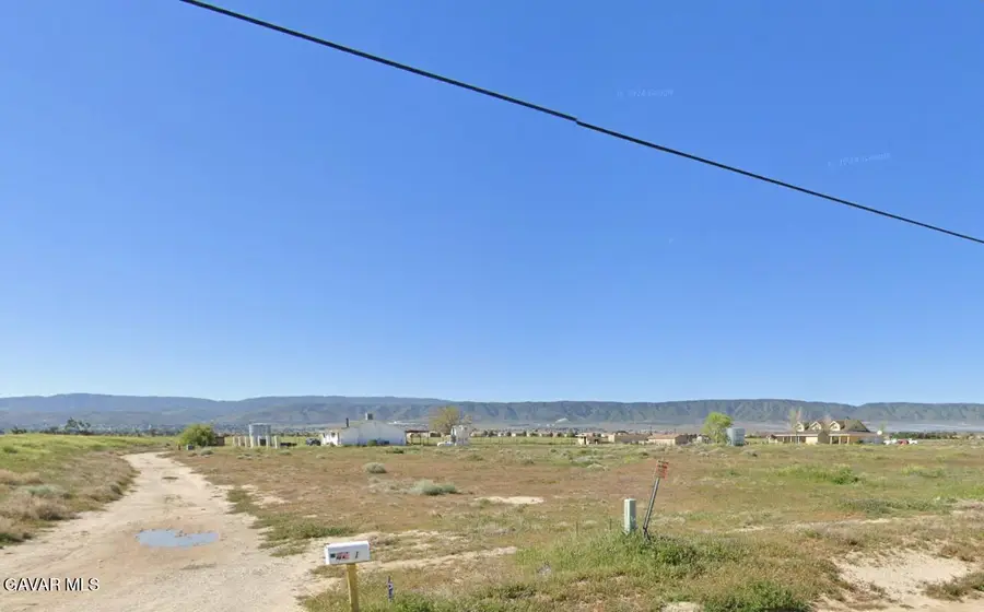 Ave J Vic 55 Stw Street, Del Sur, CA 93536 - #2