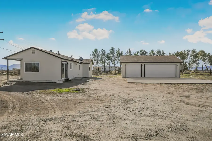 47703 E 28th Street, Lancaster, CA 93535 - #2