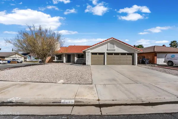 2049 Millcreek Way, Palmdale, CA 93551