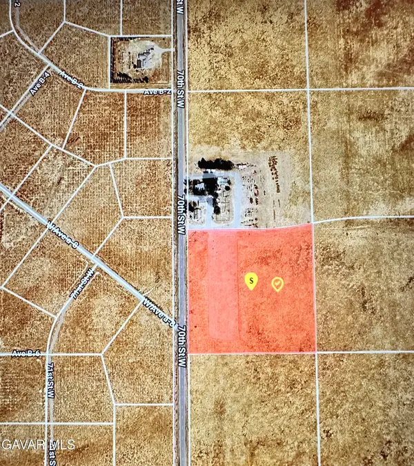 Cor 70 Stw # B4, Lancaster, CA 93536