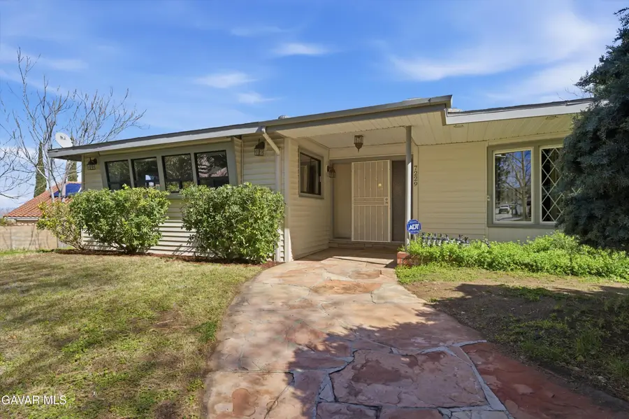 7229 Columbia Way, Lancaster, CA 93536 - #2
