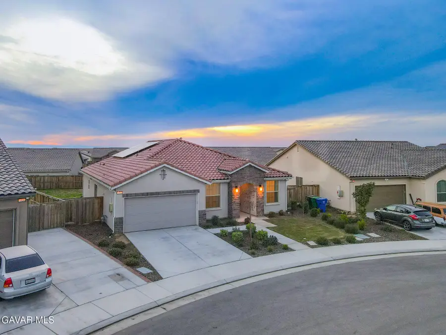 3317 Whispering Brk Lane, Shafter, CA 93263 - #2