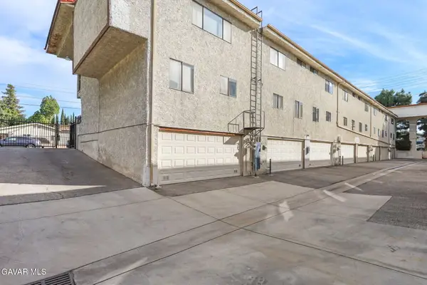 13243 Vanowen Street #2, North Hollywood, CA 91605