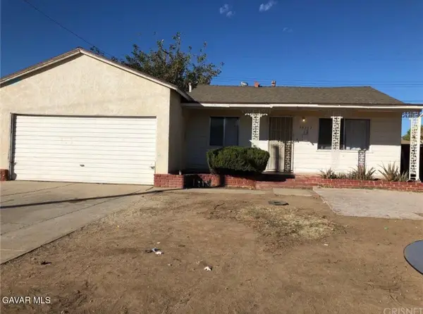 38363 Rosemarie Street, Palmdale, CA 93550