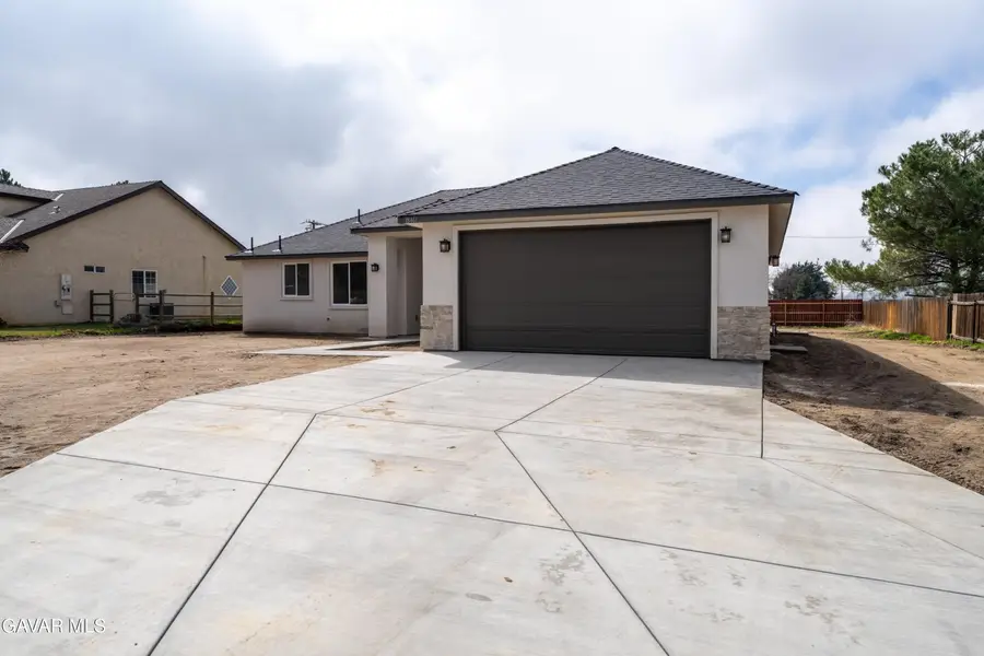 18461 Branding Iron Court, Tehachapi, CA 93561 - #2