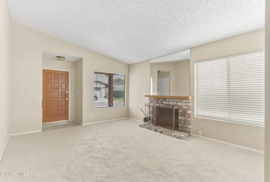 6348 Swallow Street, San Buenaventura Ventura, CA 93001 - #3