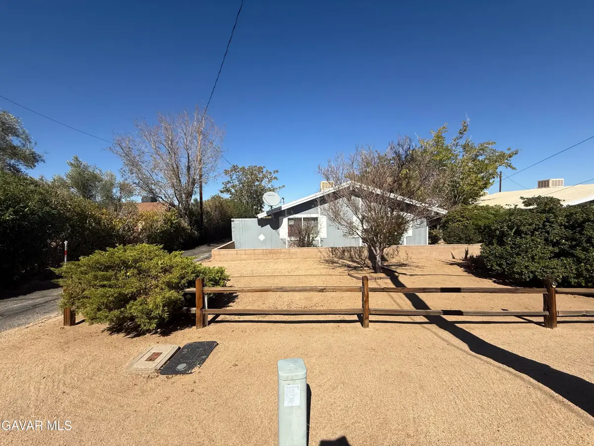 12155 Avenue V-10, Pearblossom, CA 93553 - #1