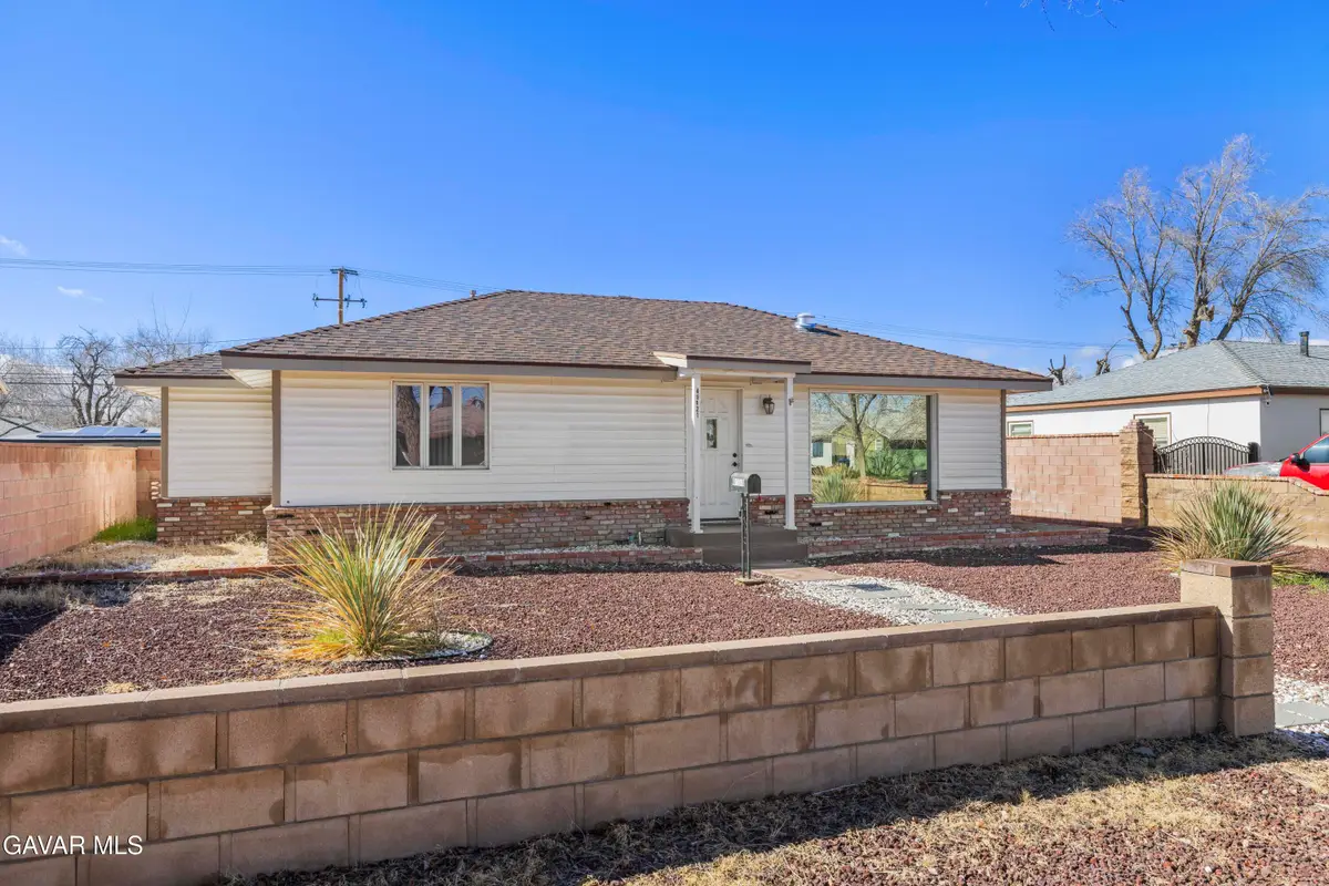 45021 11th Street, Lancaster, CA 93534 - #1