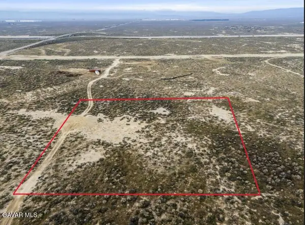 Vic Avenue F14 20 Stw, Lancaster, CA 93536