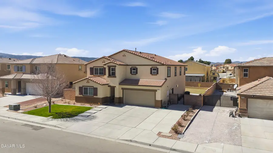 44137 W 37th Street, Lancaster, CA 93536 - #2