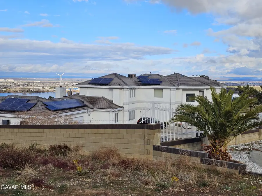 143 W Avenue S-14, Palmdale, CA 93551 - #3