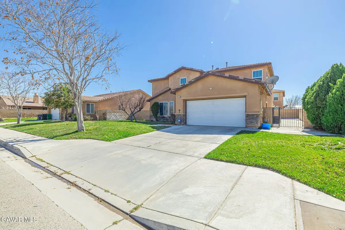 2752 E Newgrove Street, Lancaster, CA 93535 - #1