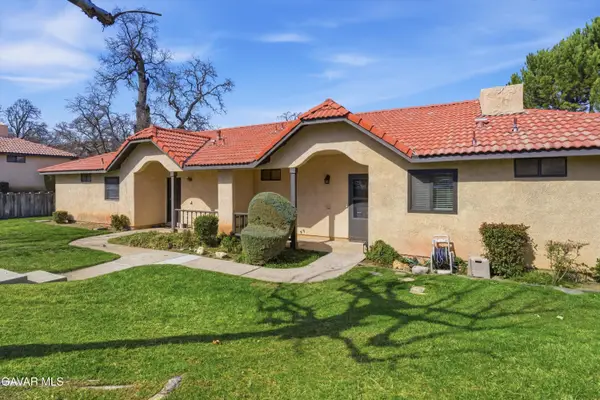 28881 Shannon Court #Apt 27, Tehachapi, CA 93561