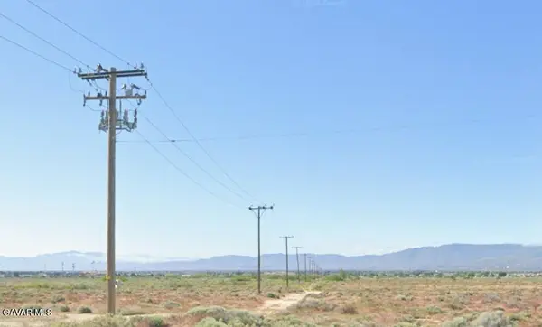 2701 W Avenue H-8, Lancaster, CA 93536