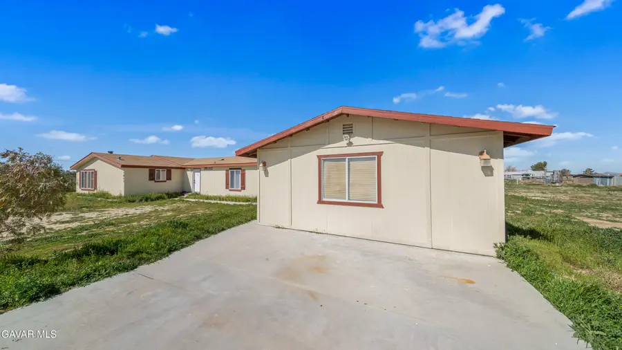 7843 W Avenue F, Lancaster, CA 93536 - #3