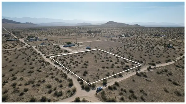 Corner Avenue H & 185 Ste East, Lancaster, CA 93535