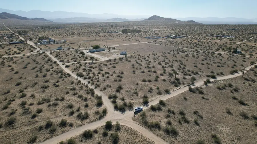 Corner Avenue H & 185 Ste East, Lancaster, CA 93535 - #3