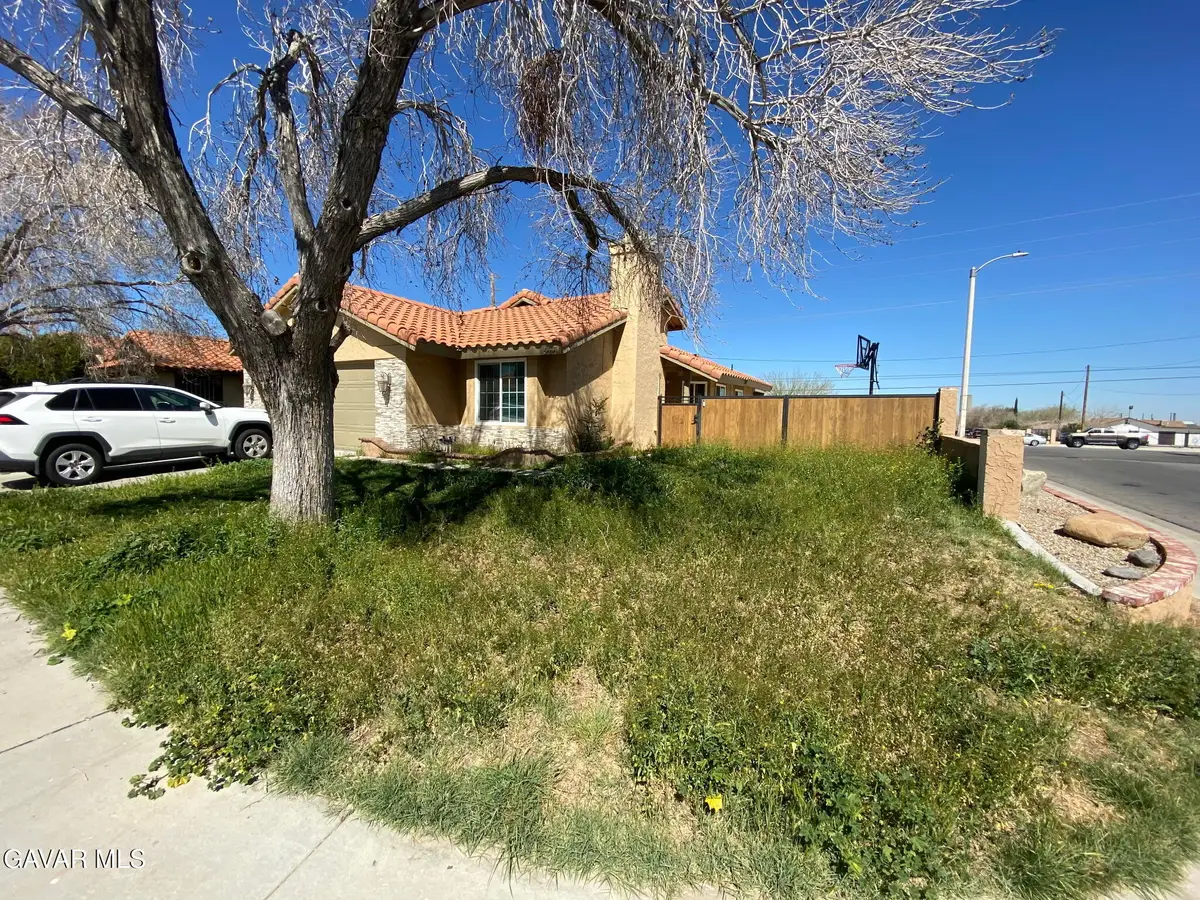 3217 E Avenue S1, Palmdale, CA 93550 - #1