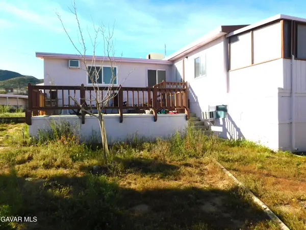 27627 Comstock Avenue, Johannesburg, CA 93528