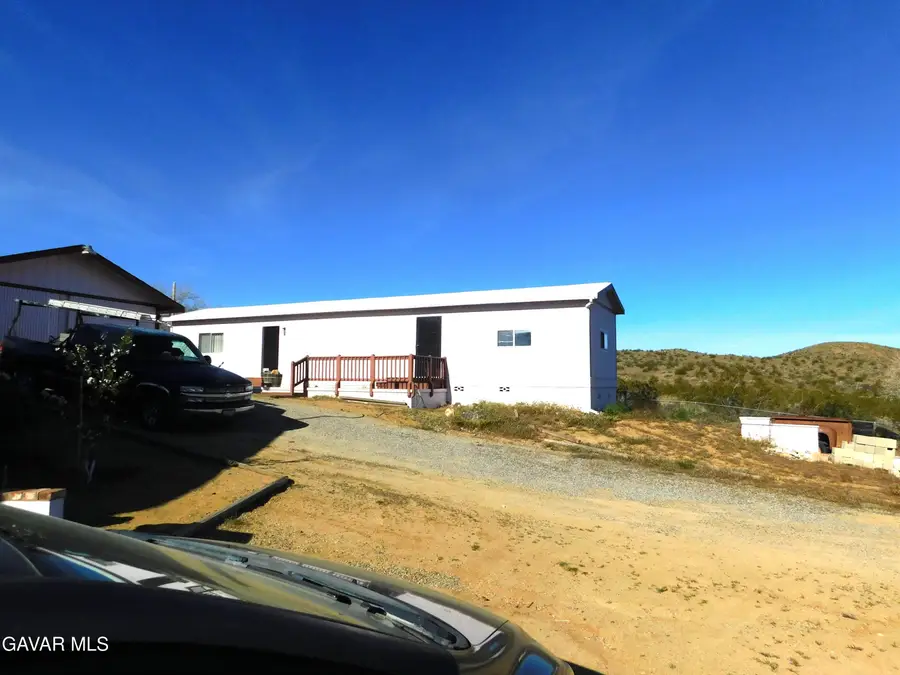 27627 Comstock Avenue, Johannesburg, CA 93528 - #3