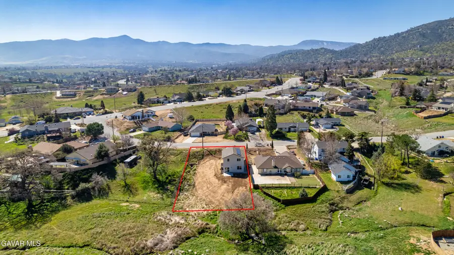 21001 Carriage Drive, Tehachapi, CA 93561 - #2