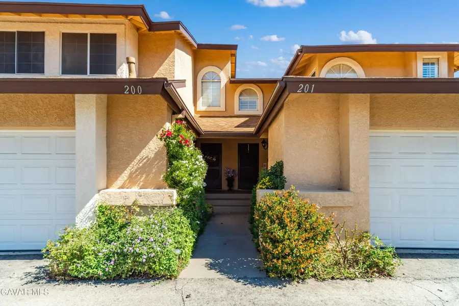 22914 Banyan Place #Unit 201, Santa Clarita, CA 91390 - #3